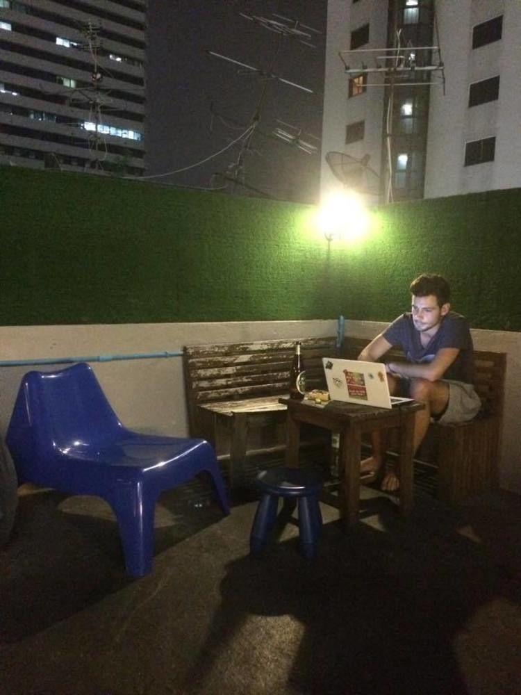 Jellybean Ezy Hostel Sathorn Бангкок Экстерьер фото